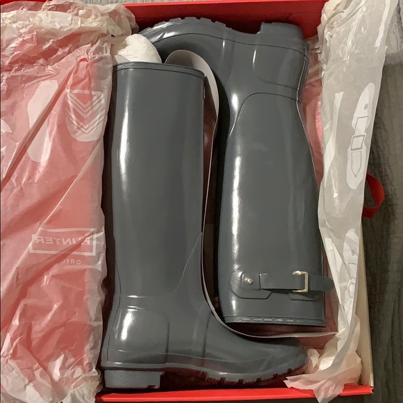 Women’s Hunter Rain Boots - Picture 8 of 10